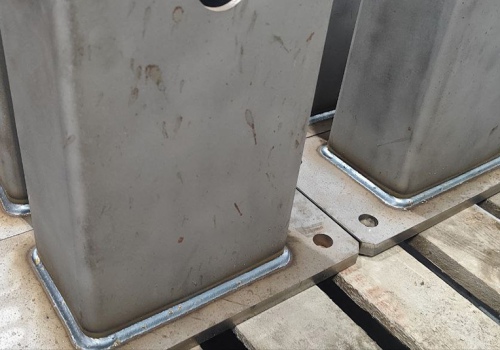 Робот для сварки кронштейна опоры