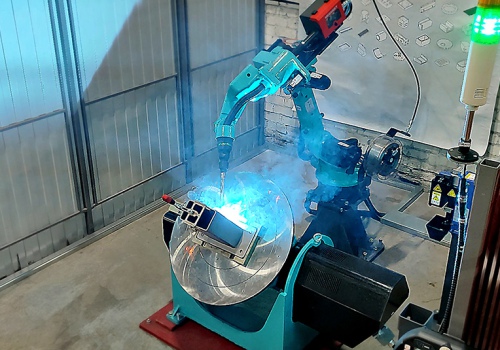 Робот для сварки кронштейна опоры