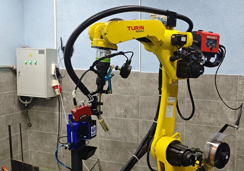 Робот для ВУЗа с камерой записи сварки