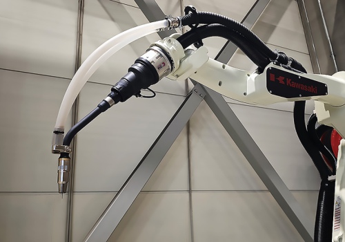 Робот с локальным дымоудалением